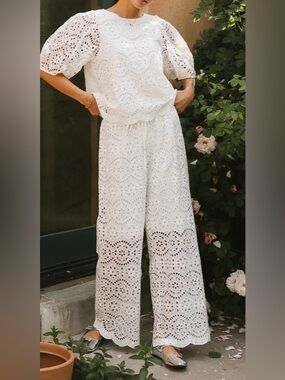 Aaron & Amber Meant To Be White Eyelet Lace Wide Leg Pants And Top Set Size M